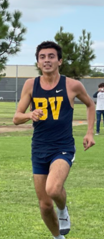 Bonita Vista Highs (BVH) cross country runner and senior Enrique Aranda won first in the three mile race. During the end of the race he lost his left shoe.
