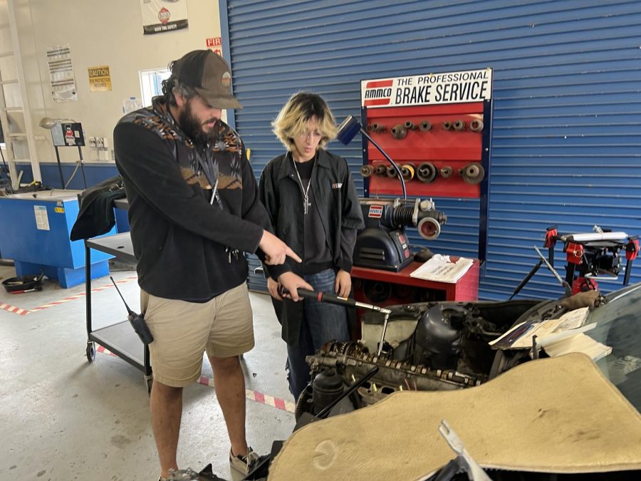 On Feb. 21, BVH Autoshop teacher Jose Leyva instructed junior and autoshop student Rainer Moreno Guadaña how to torque a engine camshaft for proper operation. Autoshop students are taught with high quality equipment on real life repair situations.