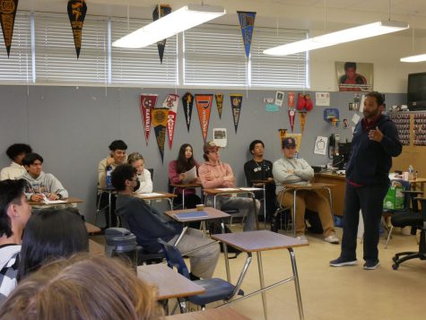 BVH Ethnic Studies, Black Student Union (BSU) advisor and boys’ basketball Head Coach Don Dumas discusses African-American voting history with his fifth period AP class.