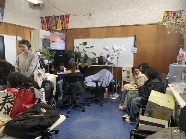 Students gather at room 1203 for a meeting of Kpop Club, held every Friday during lunch.
